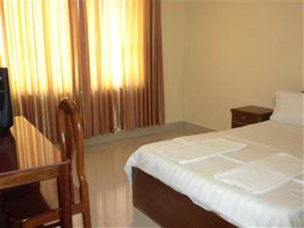 Nyny Hotel Kampot Cameră foto